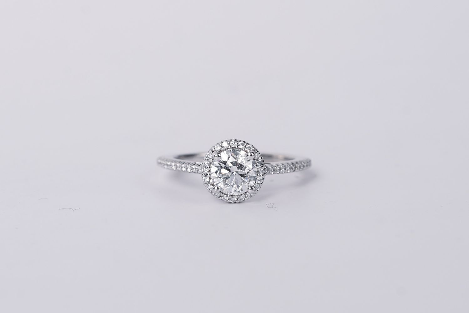 ABET- 14KW 3.24g 1.21ctw (1.01ctr) E/SI2 IGI Diamond Ritani Halo Engagement Ring (size 6.5)