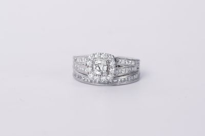 VDTT- 14KW 8.01g 2.00ctw (.60ctr) H/SI2 Cushion Diamond Neil Lane Hale Wedding Set (size 7.5)