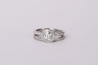 VTPT- Platinum 5.5g 1.04ctw (.50ctr) H/VS1 Round Diamond Halo Ritani Wedding Set (size 4.5)