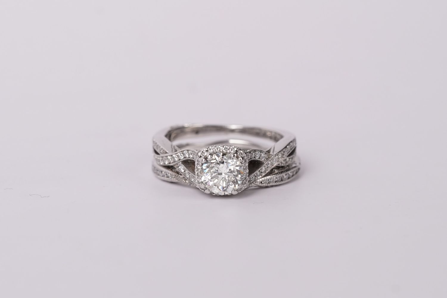 AATT- 18KW 7.8g 1.60ctw (.90ctr) H/I1 Round Diamond Halo Tacori Wedding Set (size 7)