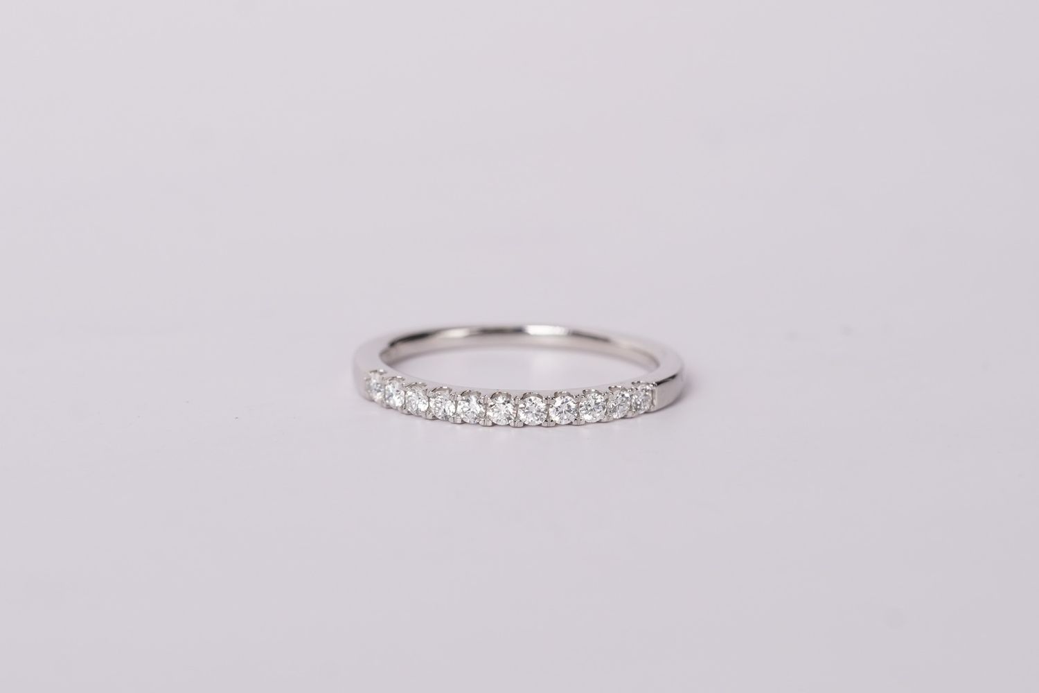 AIE- 14KW 1.81g .23ctw Diamond Stackable Band (size 7)