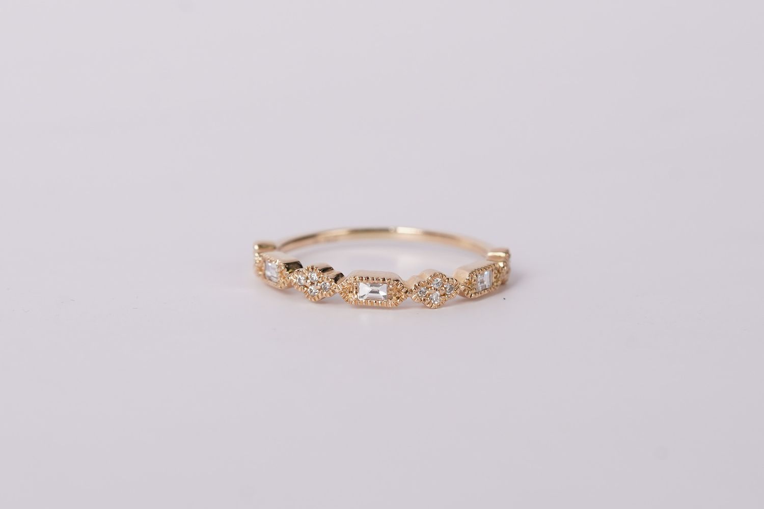 ETEX- 14KY 1.40g .21ctw Baguette &amp; Round Diamond Stackable Band (size 6.75)