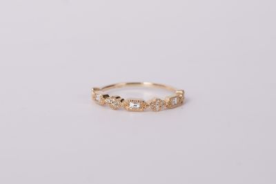 ETEX- 14KY 1.40g .21ctw Baguette &amp; Round Diamond Stackable Band (size 6.75)