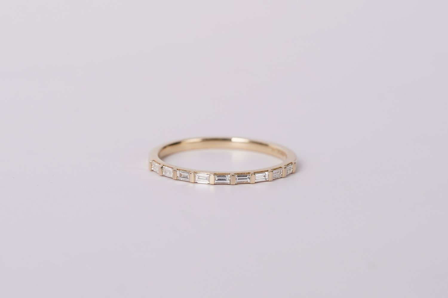 DVEX- 14KY 1.39g .20ctw Baguette Diamond Stackable Band (size 6.75)