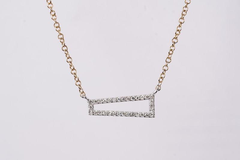AEI- 14KWY 1.68g .07ctw Diamond Geometric Pendant 16-18&quot;
