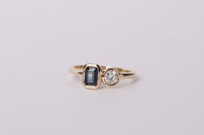 BETX- 14KY 3.69g .82ctw Sapphire &amp; Diamond Two Stone Ring (size 7)