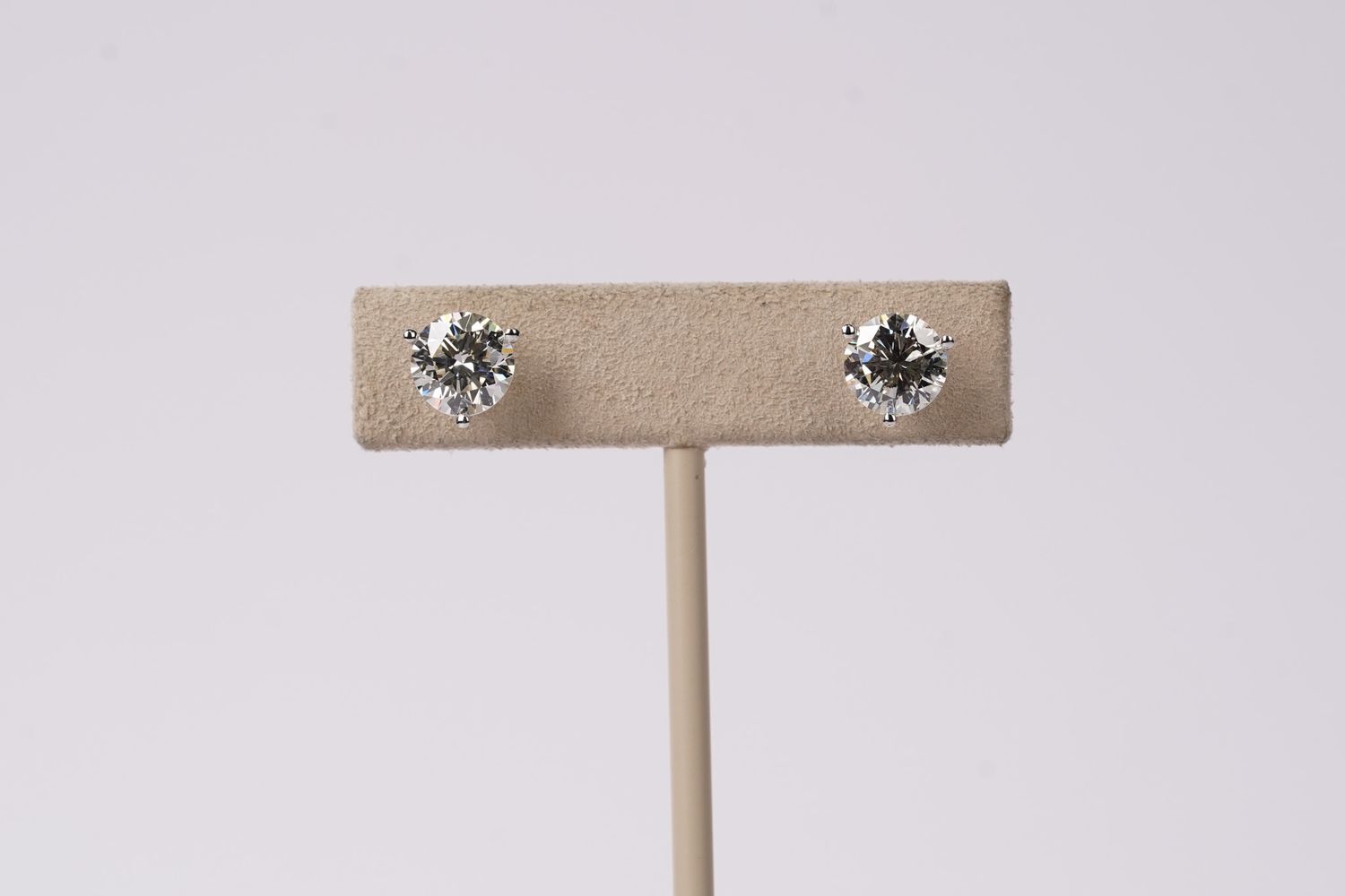 BRTTX- 14KW 2.16g 3.20ctw J-K/VS1-SI1 European Diamond Stud Earrings