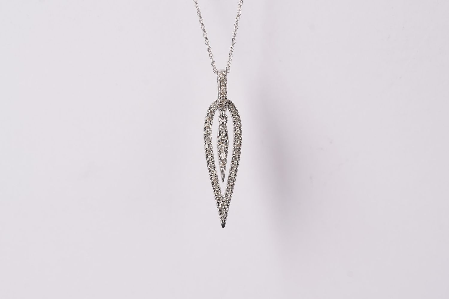 AAL- 14KW 2.00g .25ctw Diamond Geometric Pendant 18&quot;