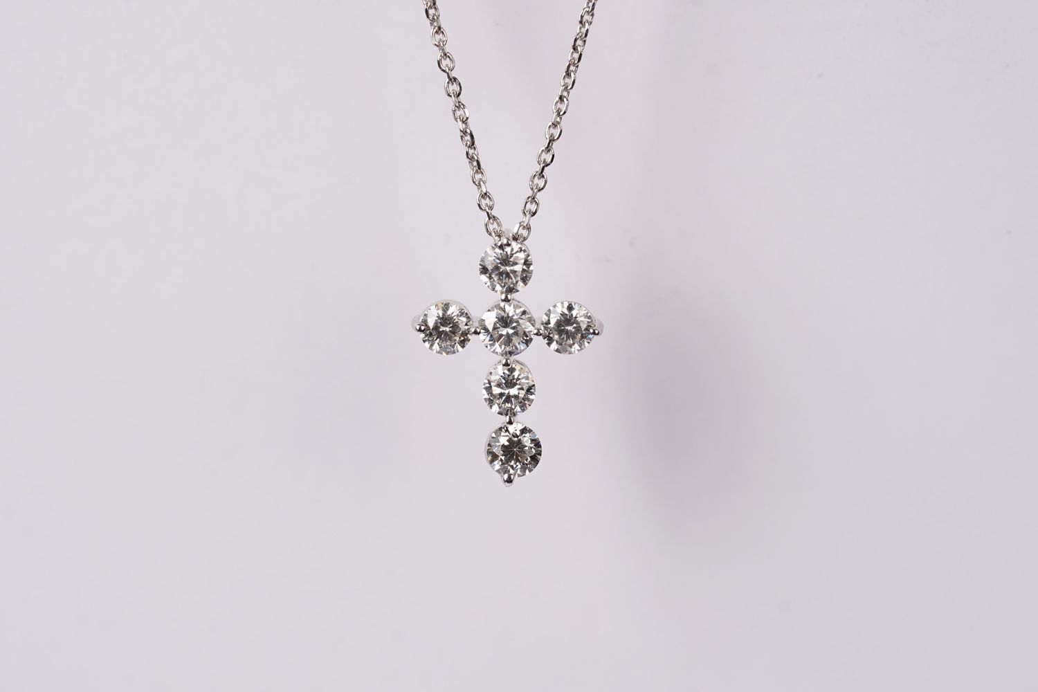 ITEX- 14KW 2.85g .94ctw Diamond Cross Necklace 16-18&quot;