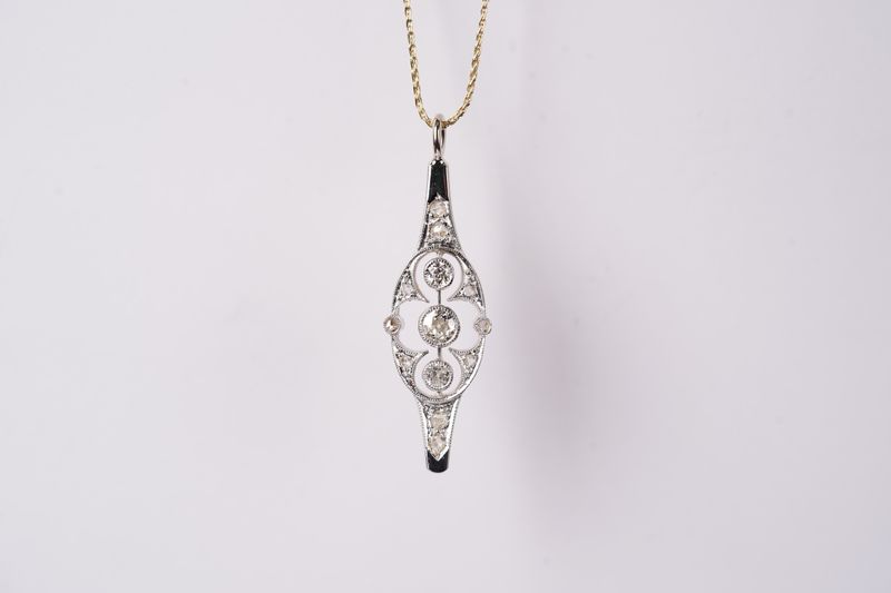RETX- 14KWY 6.00g .49ctw Diamond Antique Necklace 20&quot;