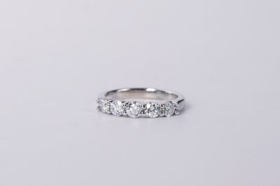 VRTT- 14KW 4.04g 1.18ctw 5-Stone Diamond Stackable Band (size 7)