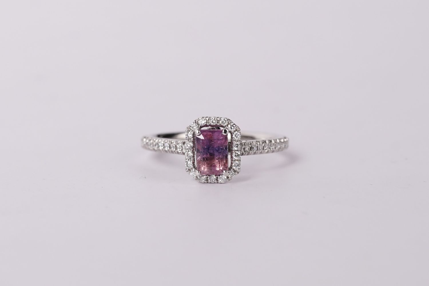 ETTX- 14KW 2.82g 1.41ctw (1.09ctr) Sapphire &amp; Diamond Halo Ring (size 7)