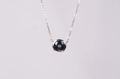 14KW 2.73g 1.30ct Created Alexandrite Bezel Necklace 16-18&quot;