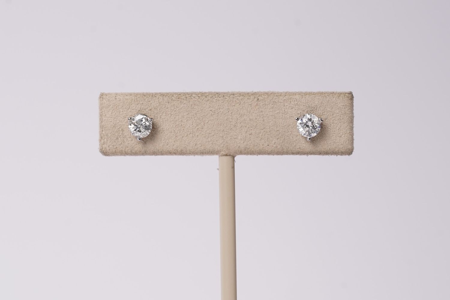 EATX- 14KW .78ctw G-H/SI2-I1 Round Diamond Stud Earrings