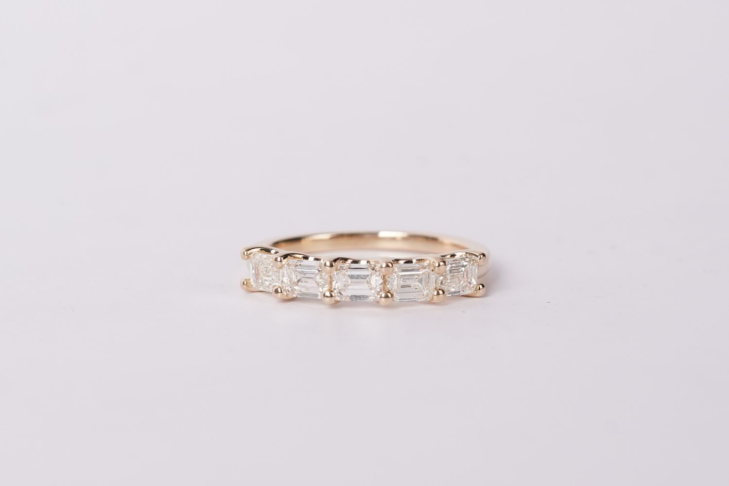 VLET-14KY 2.79g 1.50ctw H-I/IF-VS1 GIA Emerald Diamond Stackable Band (size 7)