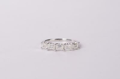 VLET-14KW 2.84g 1.50ctw H/VVS1-VS1 GIA Emerald Diamond Stackable Band (size 7)