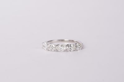 AVTT-14KW 2.60g 1.50ctw G/VS1 GIA Oval Diamond Stackable Band (size 7)