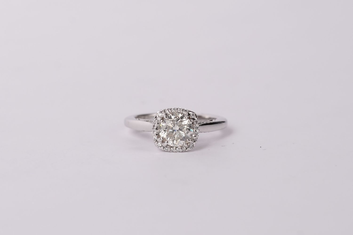 18KW 4.35g 1.30ctw (1.10ctr) I/I1 Round Diamond Tacori Halo Engagement Ring (size 4.5)