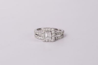 VATT- 14KW 6.1g 2.25ctw (.70ctr) H/SI2 Emerald Cut Diamond Neil Lane Halo Wedding Set (size 6)