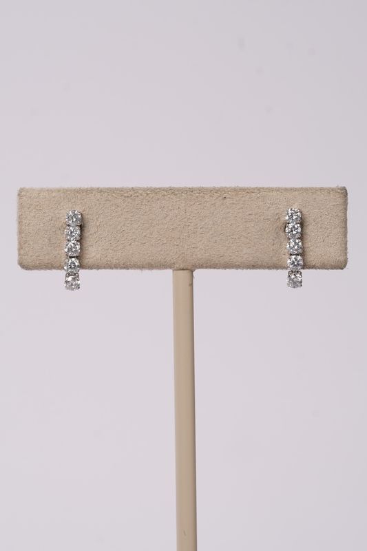 AIT- 14KW .73g .50ctw Diamond Dangle Earrings