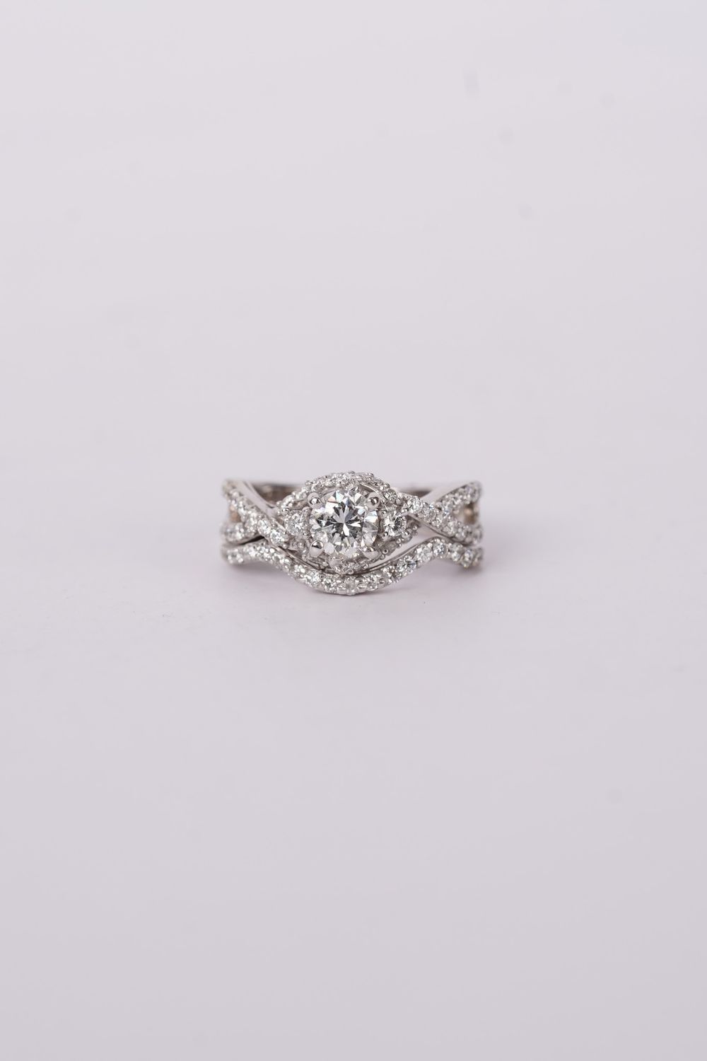 14KW 5.8g 1.31ctw (.67ctr) H/SI2 Round Diamond Levian Wedding Set (size 5.5)