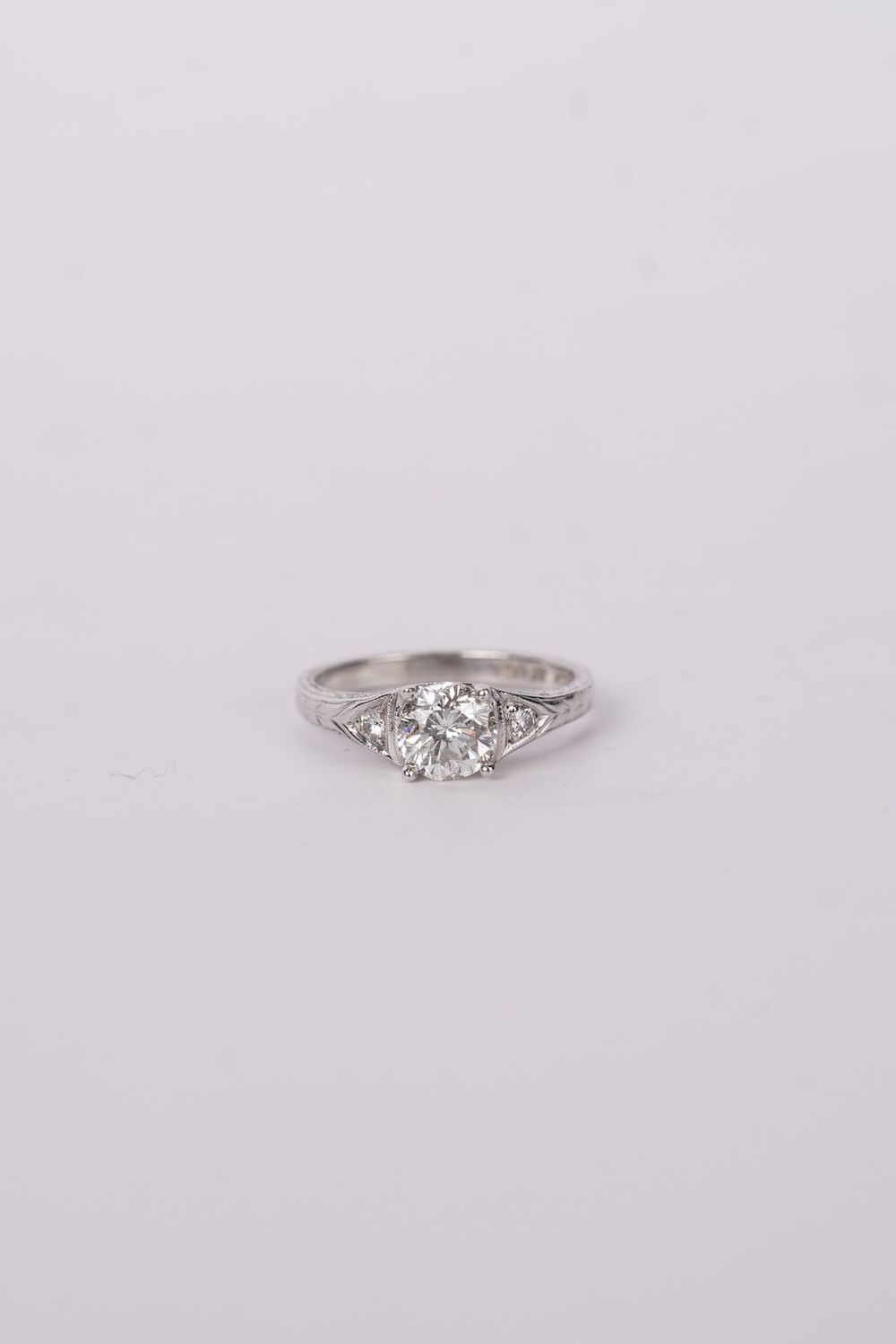 AATT- 14KW 2.59g 1.10ctw (1.05ctr) H/SI2 Old European Cut Diamond Vintage Ring (size 5.5)