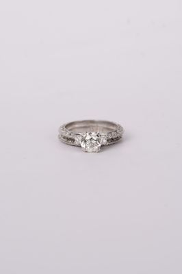 DTPT-Platinum 7.2g 1.85ctw (1.13ctr)  J/VS2 Old European Cut Diamond Tacori Wedding Set (size 6)