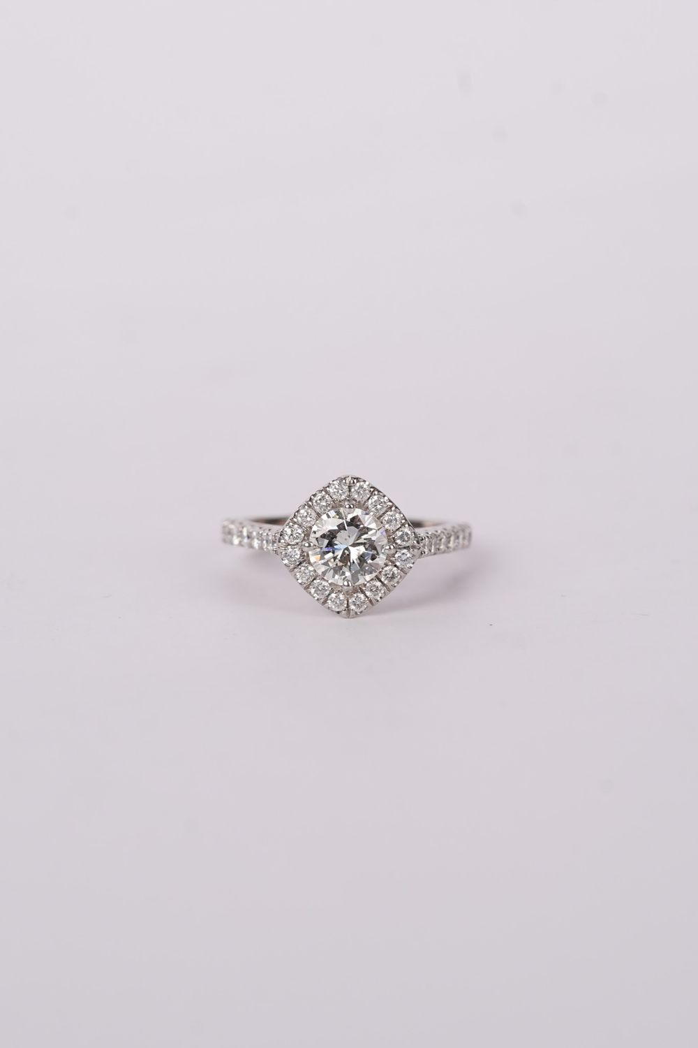 ARTT-14KW 3.66g 1.50TW (.90CTR) H/SI2 Round Diamond Halo Engagement Ring (size 6)