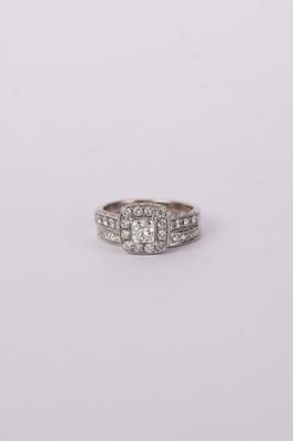 VTTT-14KW 7.08g 1.25ctw (.50ctr) H/I1 Princess Cut Diamond Halo Wedding Set (size 6.75)