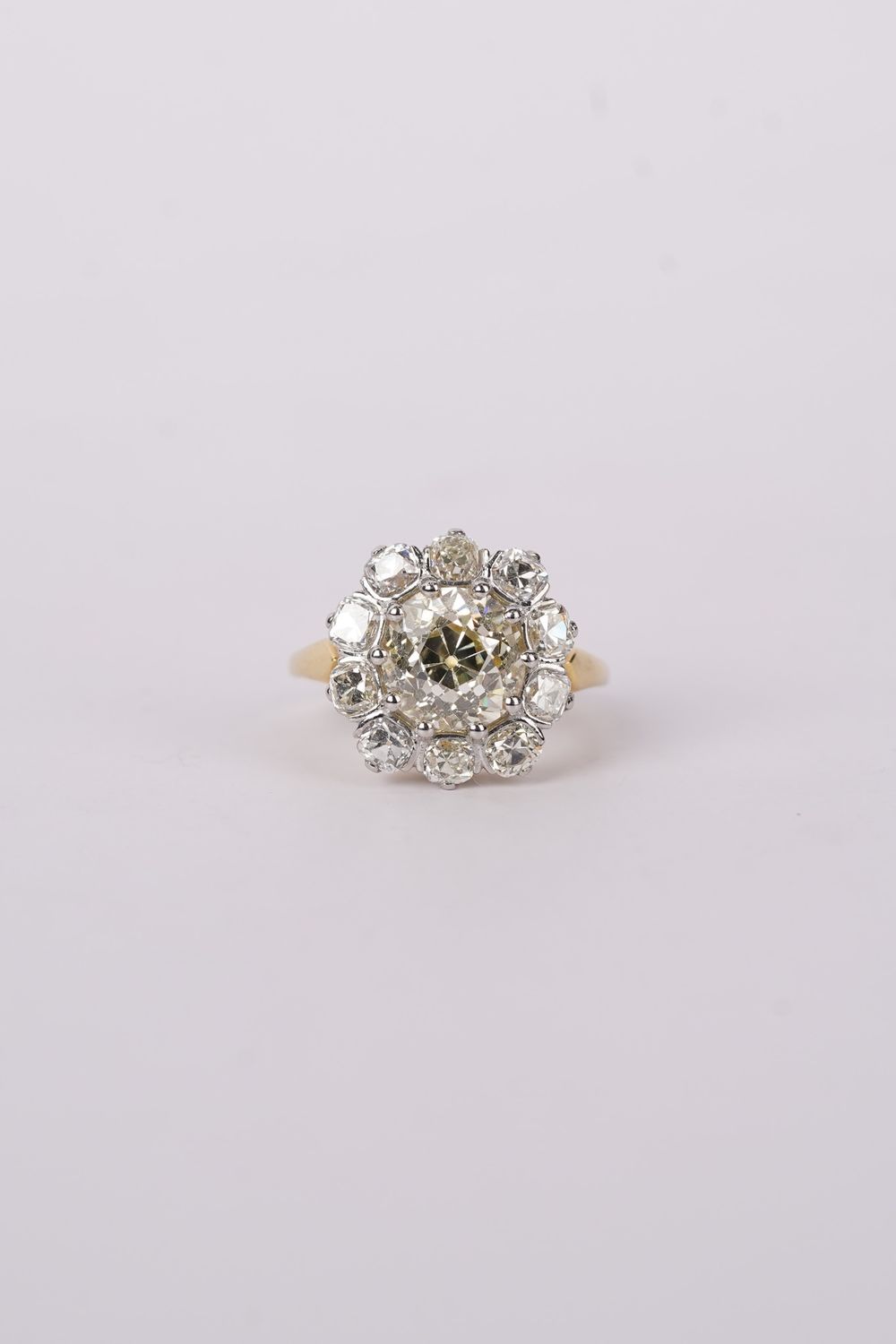 VETPT- 18KWY 7.57g 5.77ctw (3.57ctr) S-T/VS1 GIA European Cut Diamond Vintage Ring (size 6.75)