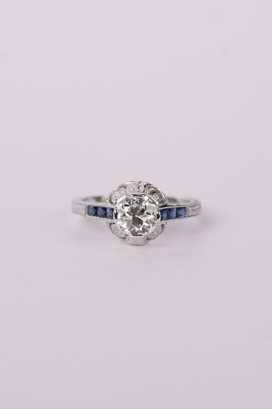 NRTT- 14KW 2.86g 1.33ctw (1.13ctw) I/VS2 European Cut Diamond &amp; Sapphire Vintage Ring (size 6.5)