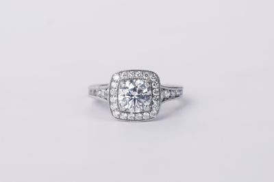 AATT- 14KW 4.77g 1.86ctw (1.24ctr) L/SI1 Round Gabriel &amp; Co Halo Engagement Ring (size 5.5)