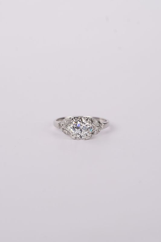 RDTT- Platinum 3.36g 1.55ctw (1.43ctr) F/VS1 European Diamond Vintage Ring (size 6.5)