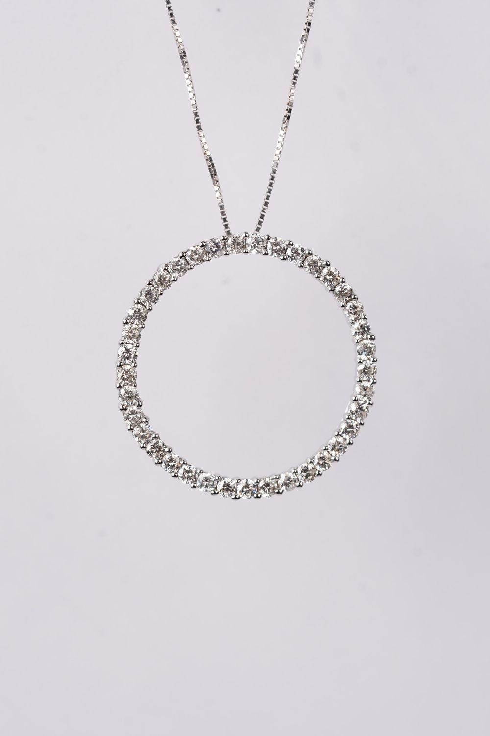 ETTX- 14KW 3.6g .98ctw Diamond Circle Necklace 18&quot;