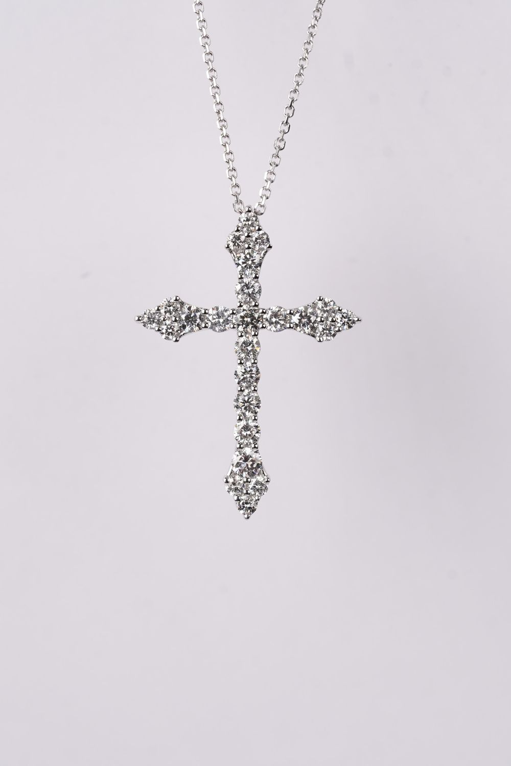 EETX- 14KW 4.1g 1.04ctw Diamond Cross Necklace 16-18&quot;