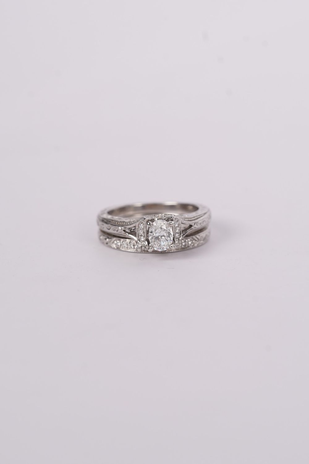 14KW 6.9g 1.10ctw (.50ctr) I/SI1 Oval Diamond Neil Lane Wedding Set (size 6)