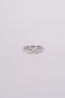 ALTT- 18KW 2.84g 1.67ctw (1.42ctr) H/I1 Princess Cut Diamond Engagement Ring (size 5)
