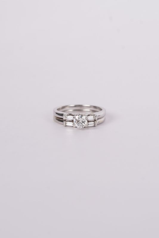 14KW 5.8g 1.00ctw (.64ctr) H/I1 Round Diamond Engagement Ring (size 7.5)