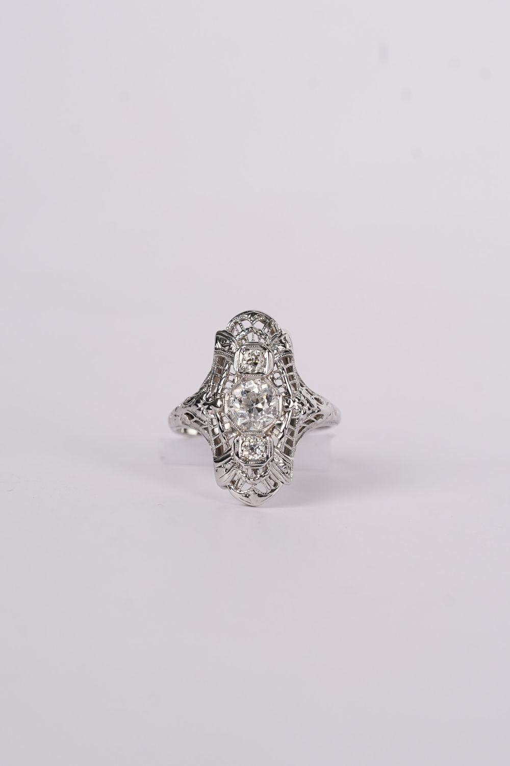VDET- 18KW 3.40g 1.05ctw (.85ctr) I/VS2 European Cut Diamond Art Deco Ring (size 7)