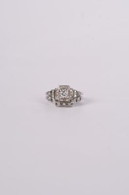 AVT-14KW 3.38g .25ctw (.15ctr) G/SI1 Diamond Antique Wedding Set (size 4.75)