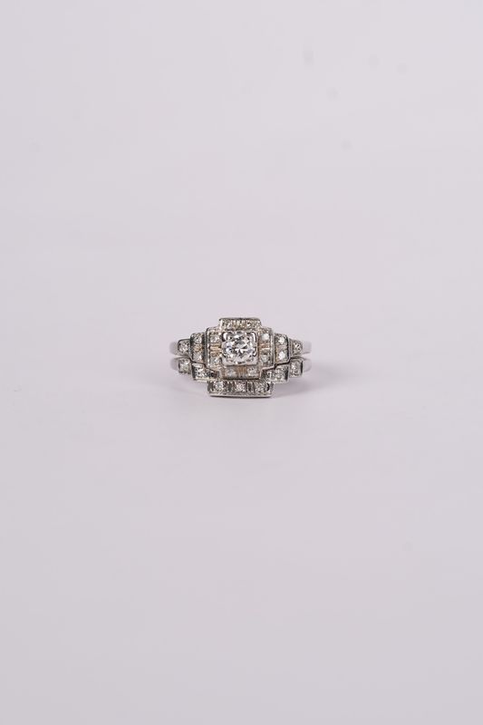 AVT-14KW 3.38g .25ctw (.15ctr) G/SI1 Diamond Antique Wedding Set (size 4.75)