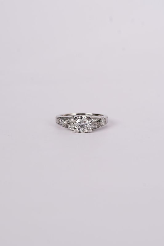 NVTT- 18KW 5.28g 1.32ctw (1.10ctr) H/SI2 European Cut Diamond Vintage Ring (size 6.75)
