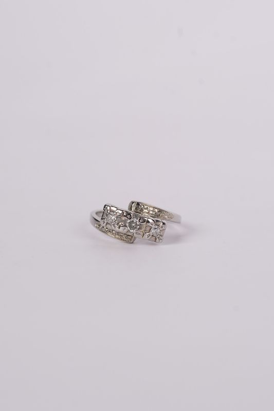 VTT-18KW 3.5g .15ctw Diamond Estate Ring (size 6)