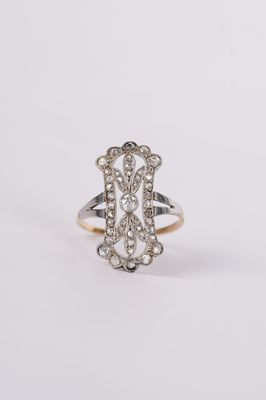 LITX-Platinum/18KY 4.0g .70ctw Diamond Antique Ring (size 8.5)
