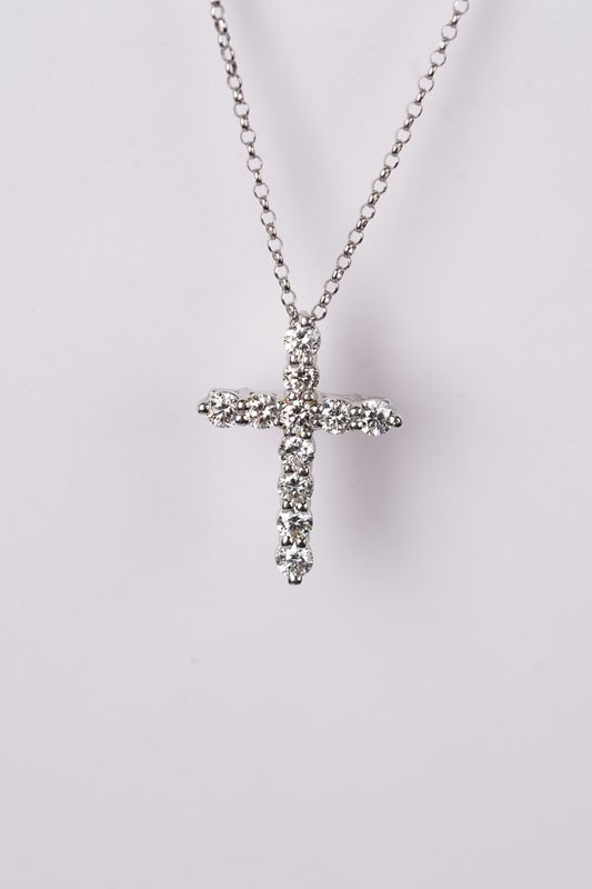 DETX- Platinum 6.0g .95ctw Diamond Cross Necklace 19&quot;