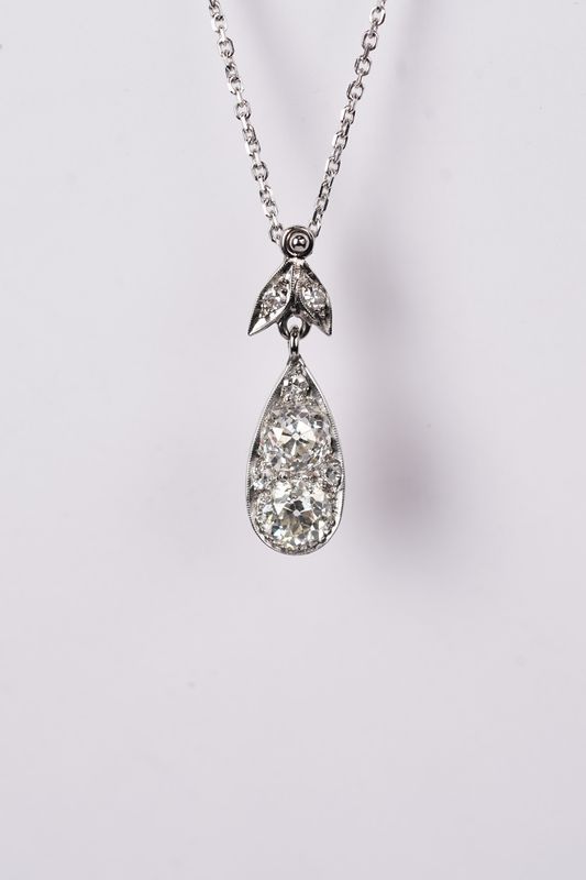 RVVLX- Platinum/WG 4.71g 2.50ctw Vintage Diamond Necklace 16-18&quot;