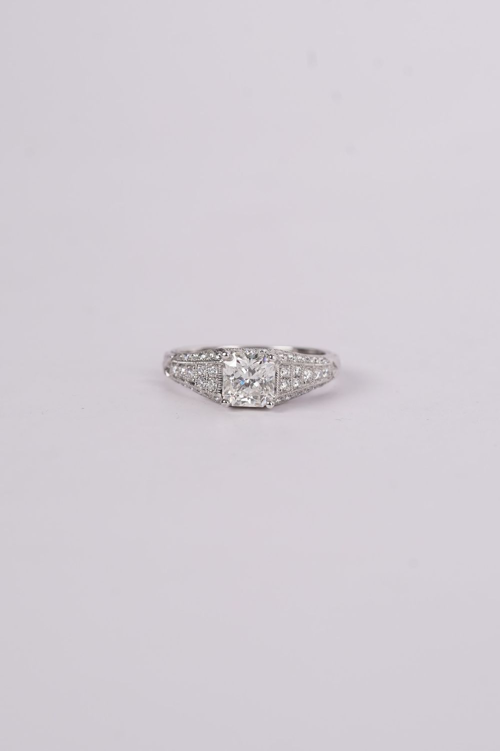 ALET- 18KW 5.06g 1.64ctw ( 1.04ctr) G/SI1 Orianna Specialty Cut Diamond Engagement Ring (size 6.5)