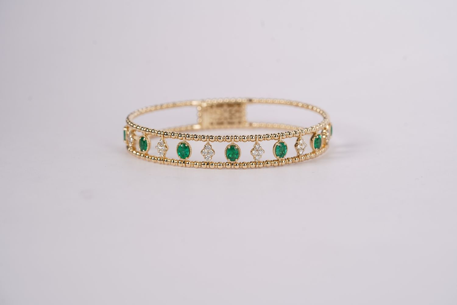 VBTT- 14KY 18.21g 2.19ctw Emerald &amp; Diamond Flex Bangle Bracelet