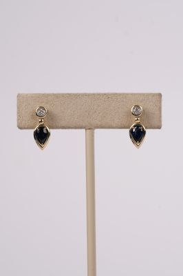 NDIT- 14KY 2.39g .74ctw Sapphire &amp; Diamond Dangle Earrings