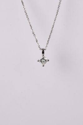 BETX- 14KW 2.35g .52ct H/SI1 Princess Cut Diamond Solitaire Necklace 16-18&quot;